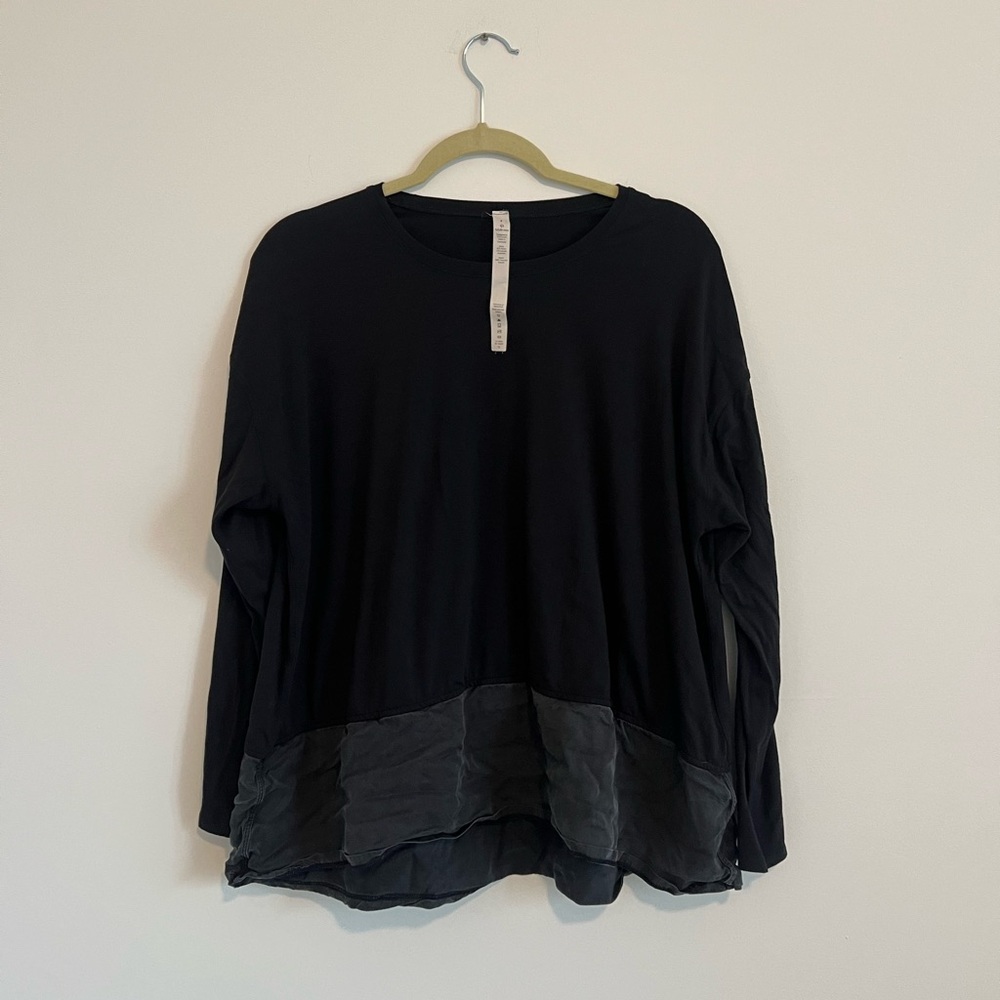 Lululemon Athletica Long Sleeve Top Relaxed Fit